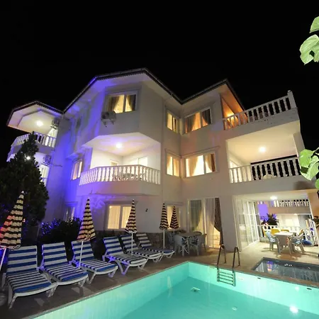 Villa Lux White