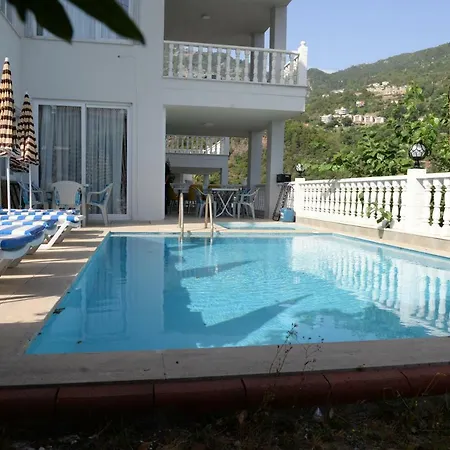 Lux White Villa *